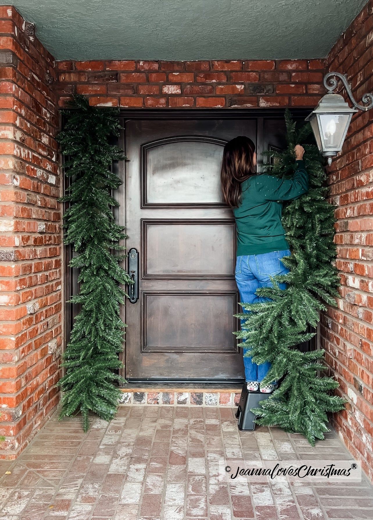 Jeanna Loves Christmas Base Garland - Unlit