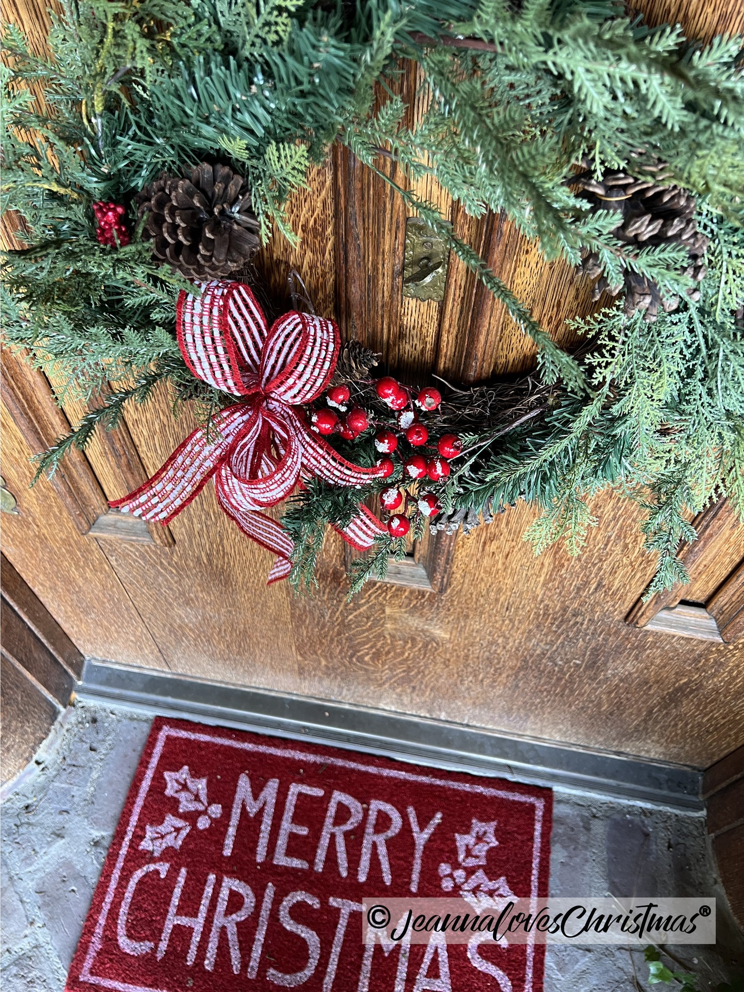Santa's Trellis 1.375" Red & White