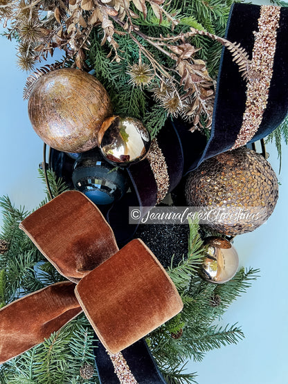 Chestnut Chateau 4" Black